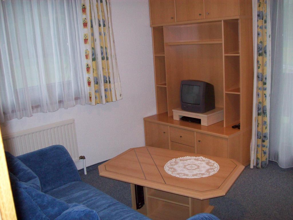 Appartements Romantica Längenfeld Zimmer foto